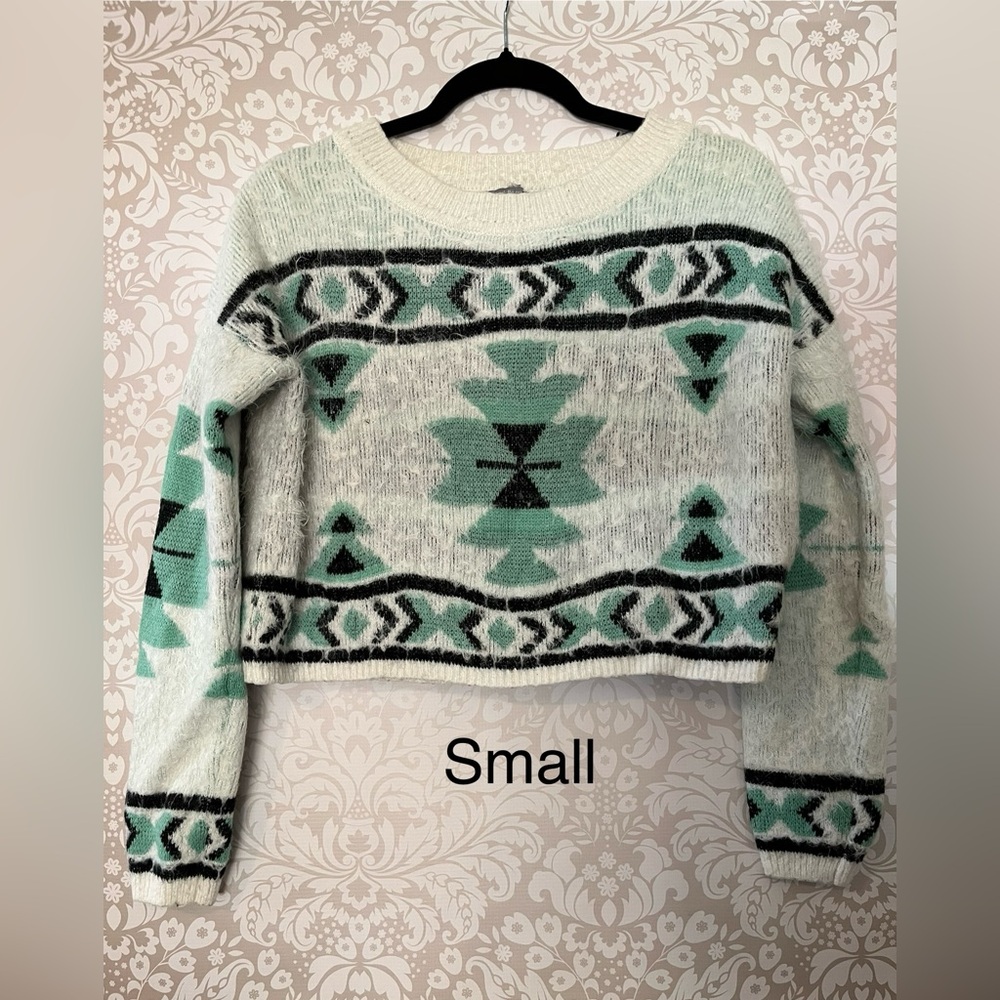 Women’s small sweater